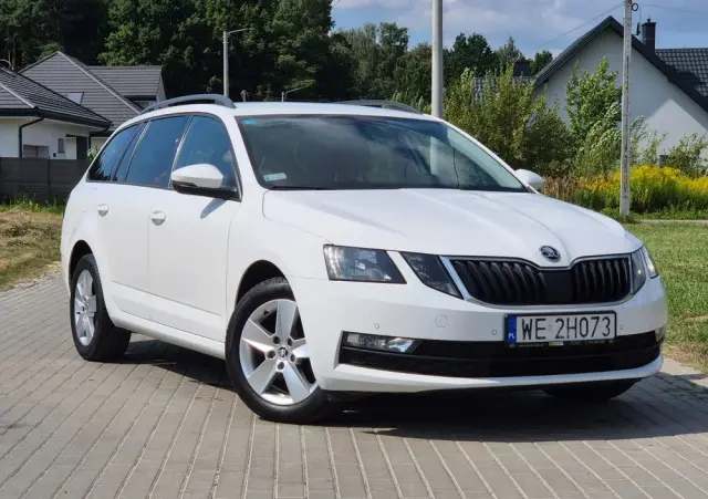 SKODA Octavia 1.6 TDI Ambition