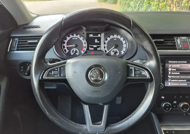 SKODA Octavia 1.6 TDI Ambition