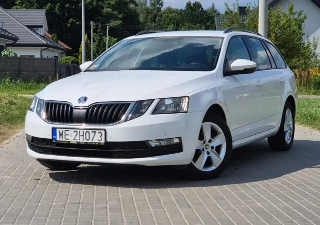 SKODA Octavia 1.6 TDI Ambition