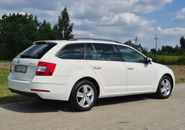 SKODA Octavia 1.6 TDI Ambition