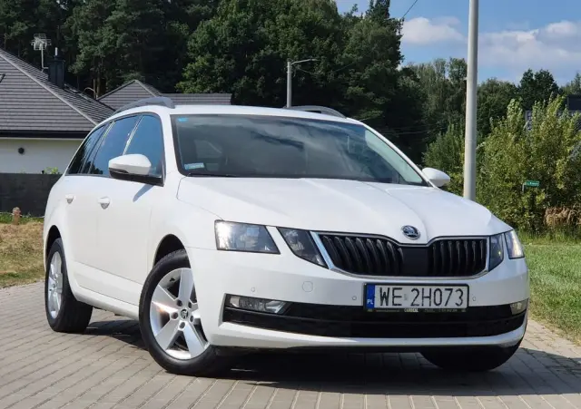 SKODA Octavia 1.6 TDI Ambition