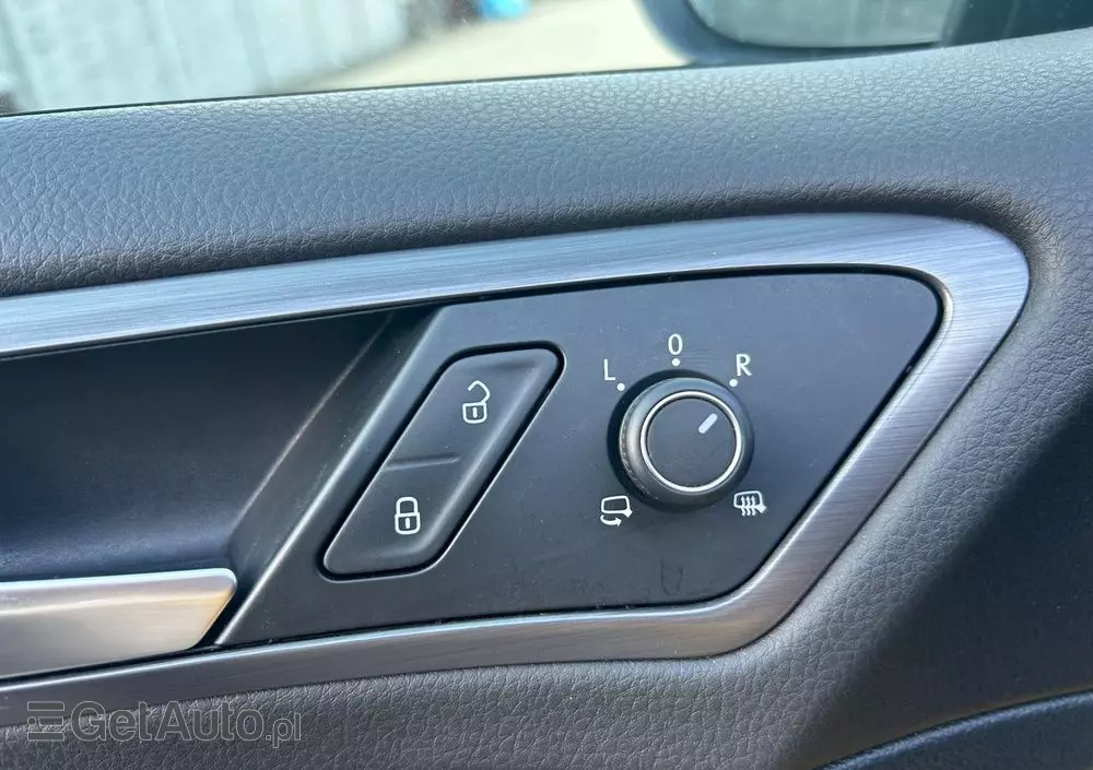 VOLKSWAGEN Golf 1.4 TSI ACT BlueMotion Technology DSG Highline