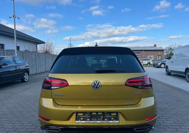 VOLKSWAGEN Golf 1.4 TSI ACT BlueMotion Technology DSG Highline