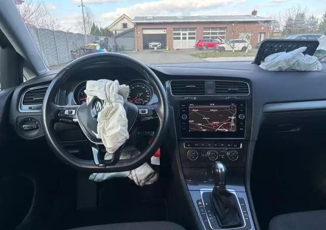 VOLKSWAGEN Golf 1.4 TSI ACT BlueMotion Technology DSG Highline