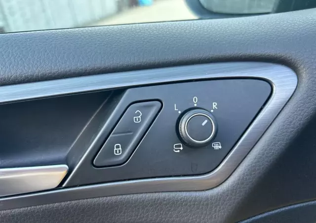 VOLKSWAGEN Golf 1.4 TSI ACT BlueMotion Technology DSG Highline