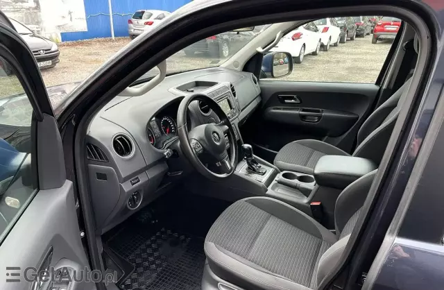 VOLKSWAGEN Amarok 