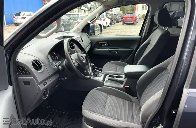 VOLKSWAGEN Amarok 