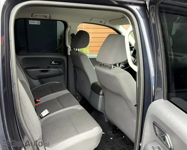 VOLKSWAGEN Amarok 