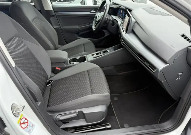 VOLKSWAGEN Golf 2.0 TDI SCR DSG Active