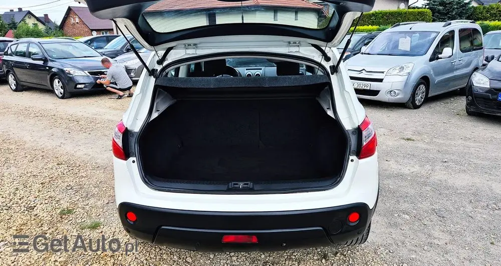 NISSAN Qashqai 2.0 tekna