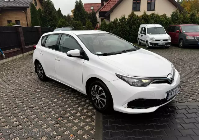TOYOTA Auris Comfort