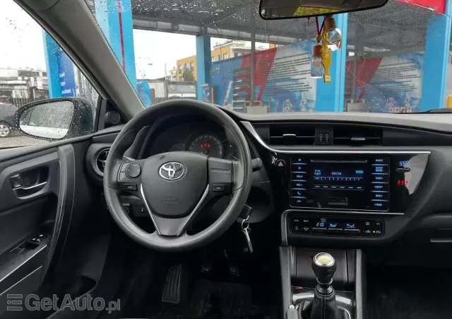 TOYOTA Auris Comfort
