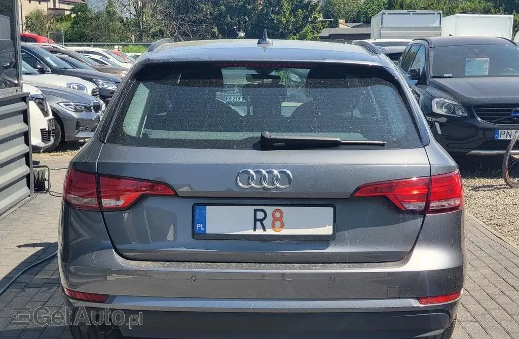 AUDI A4 