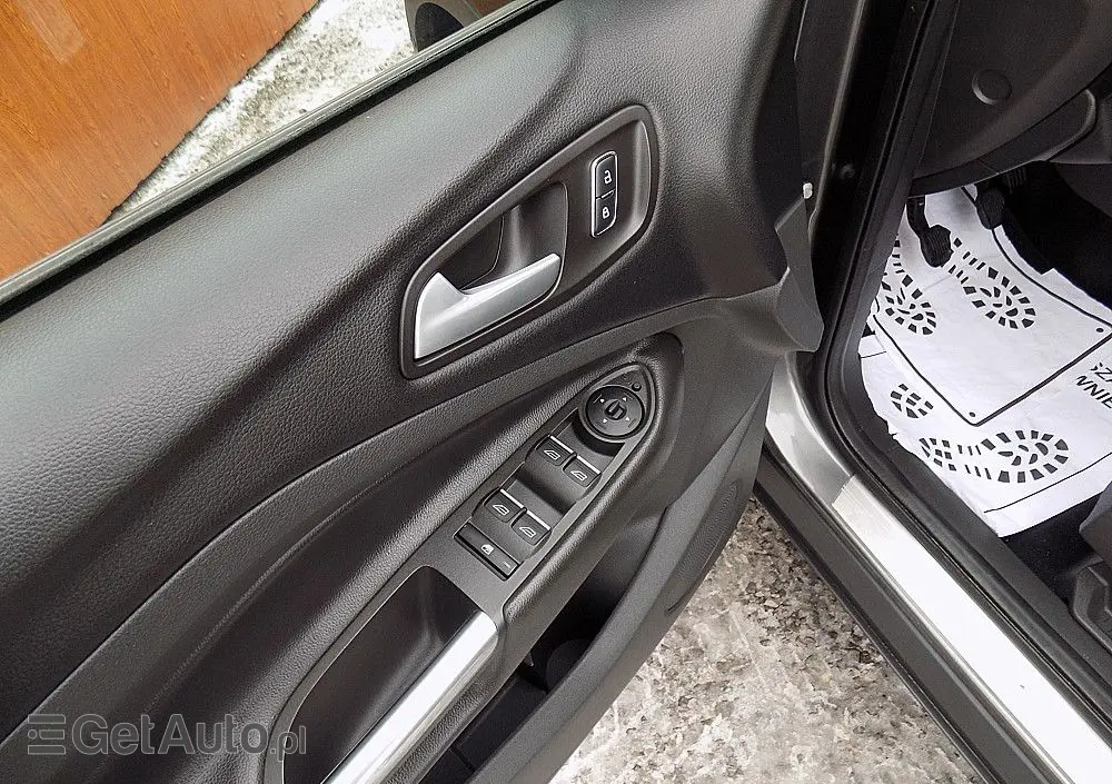 FORD Kuga 1.5 EcoBoost FWD Titanium ASS