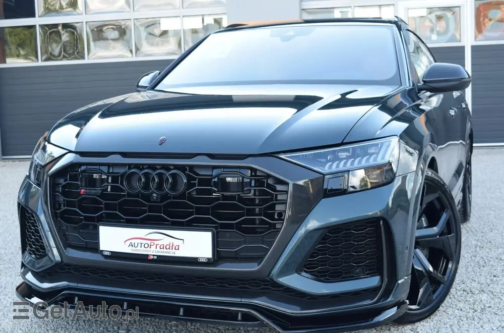 AUDI RS Q8 TFSI quattro tiptronic