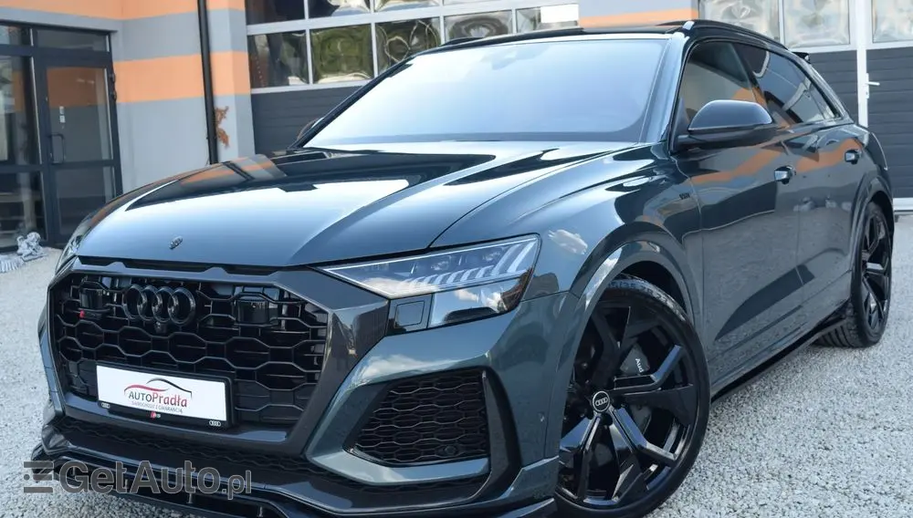 AUDI RS Q8 TFSI quattro tiptronic