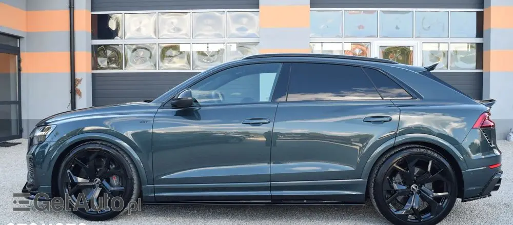 AUDI RS Q8 TFSI quattro tiptronic