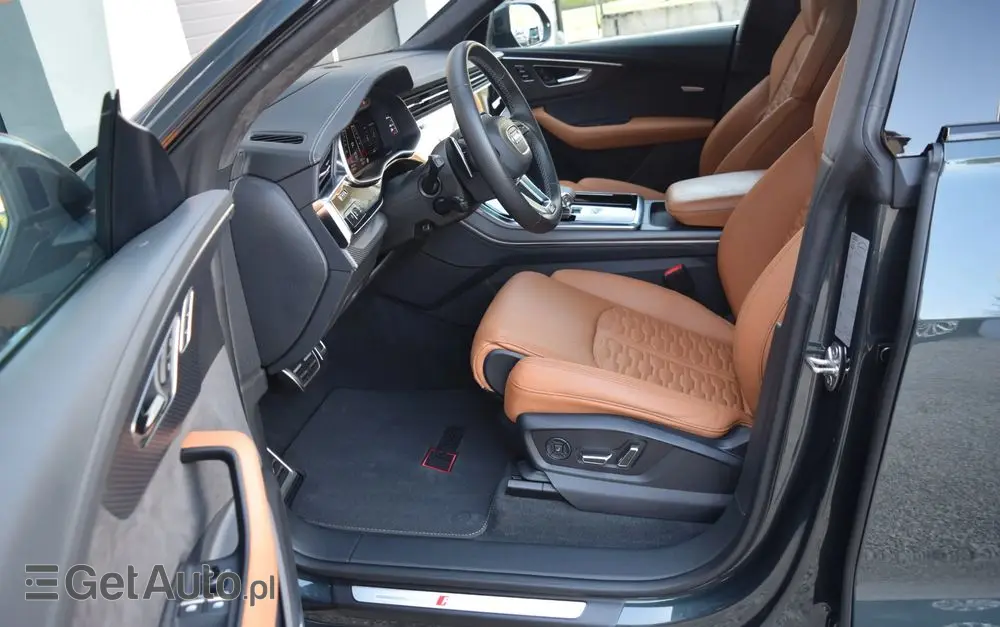 AUDI RS Q8 TFSI quattro tiptronic