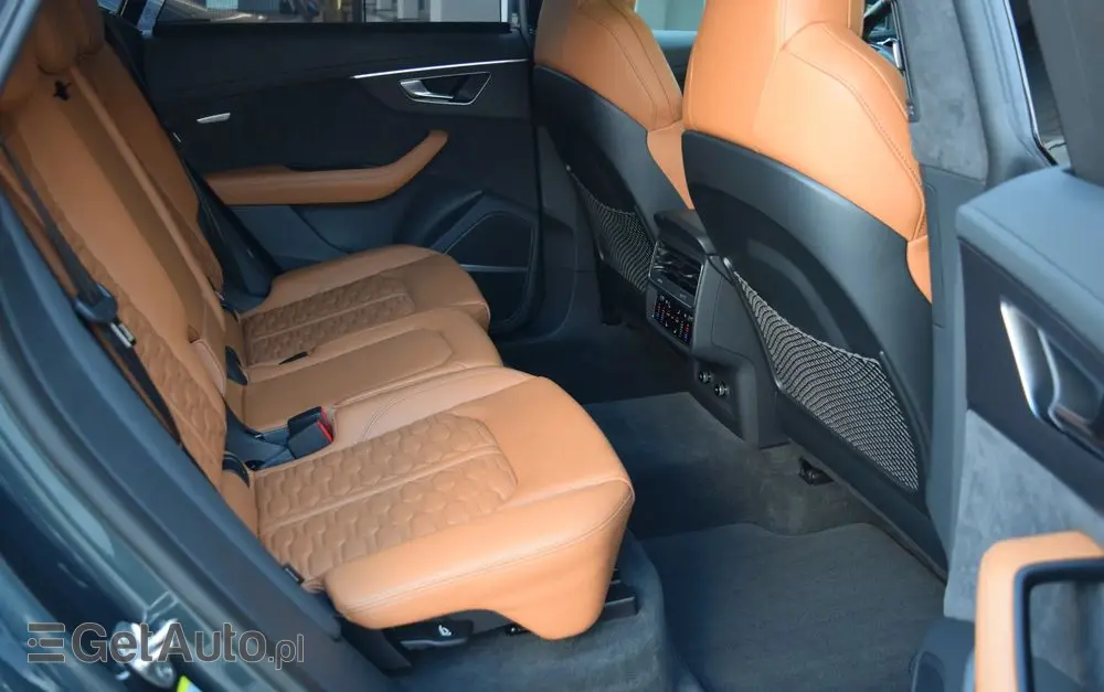 AUDI RS Q8 TFSI quattro tiptronic