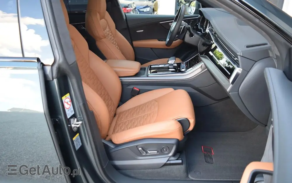 AUDI RS Q8 TFSI quattro tiptronic