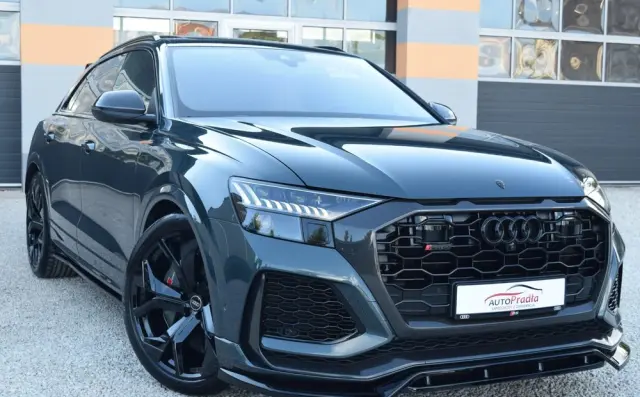 AUDI RS Q8 TFSI quattro tiptronic