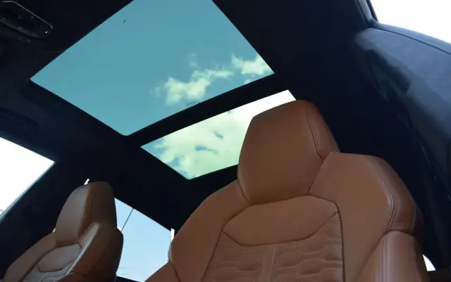 AUDI RS Q8 TFSI quattro tiptronic