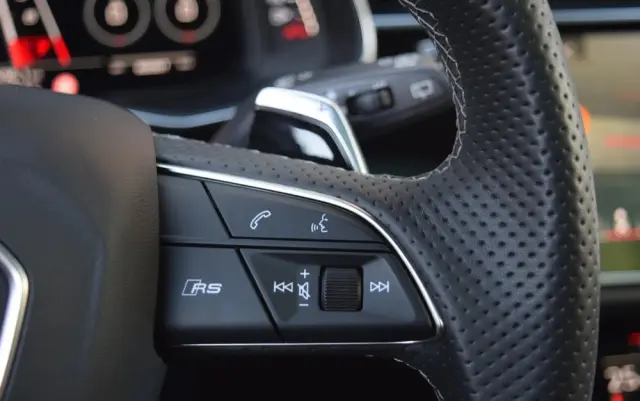 AUDI RS Q8 TFSI quattro tiptronic