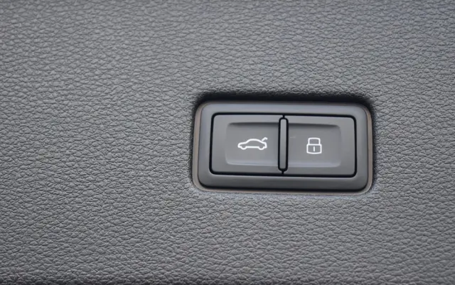 AUDI RS Q8 TFSI quattro tiptronic