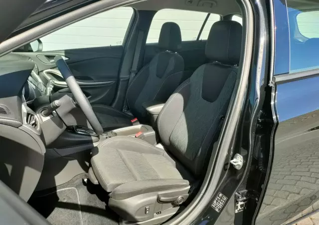 OPEL Astra 1.5 D Start/Stop Automatik 120 Jahre