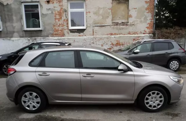 HYUNDAI I30 