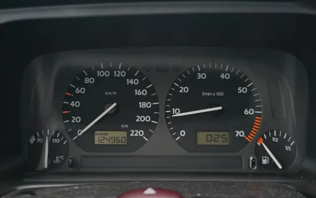 VOLKSWAGEN Vento 1.8 CL