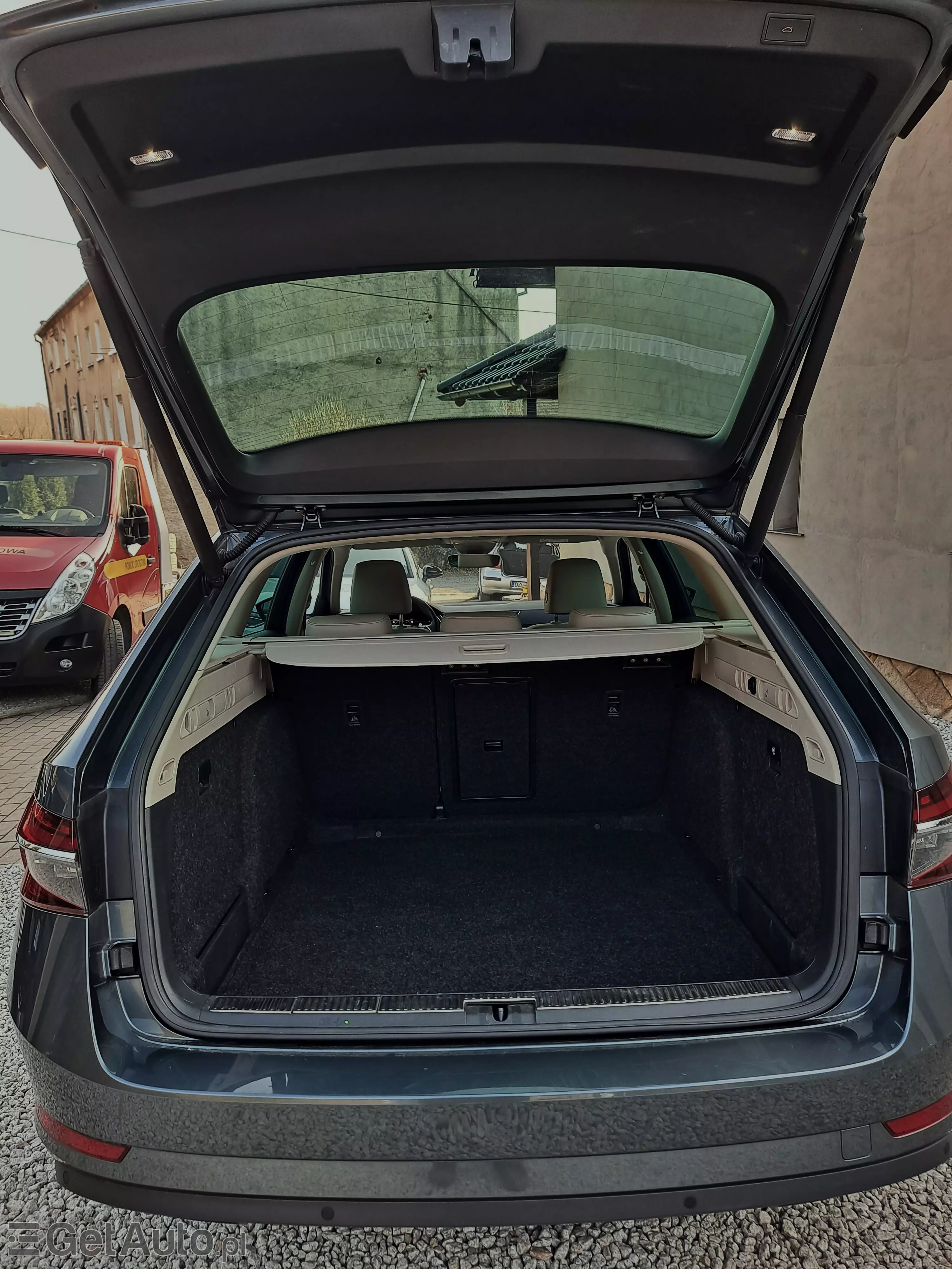 SKODA Superb Sportline DSG