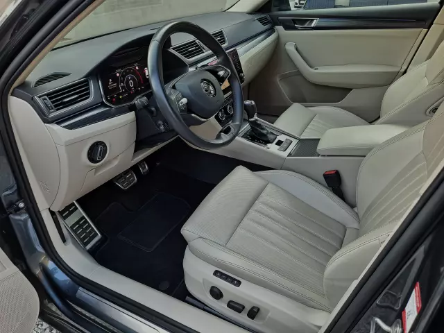 SKODA Superb Sportline DSG