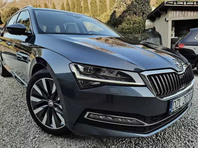 SKODA Superb Sportline DSG