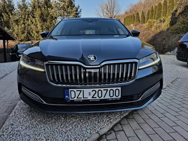 SKODA Superb Sportline DSG