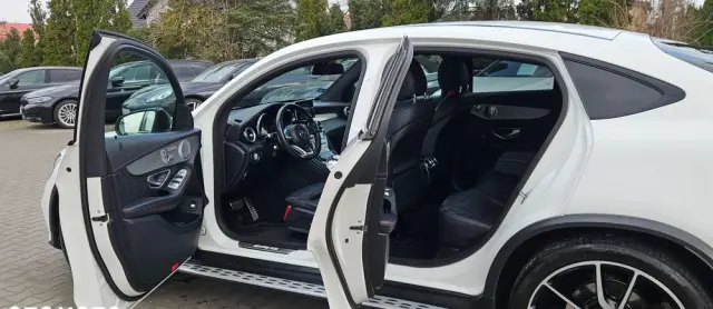 MERCEDES-BENZ GLC AMG 43 4Matic 9G-TRONIC