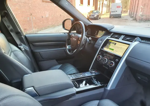 LAND ROVER Discovery 2.0 SD4 HSE Luxury