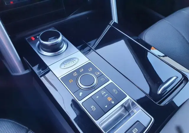 LAND ROVER Discovery 2.0 SD4 HSE Luxury