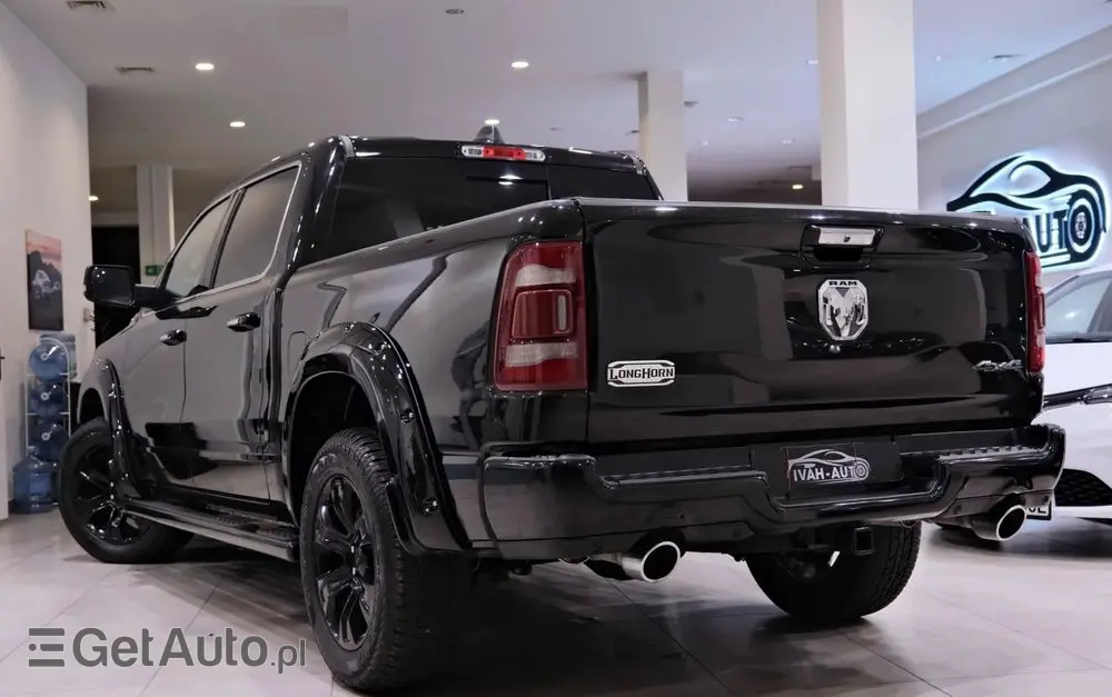 RAM 1500 Crew Cab Longhorn