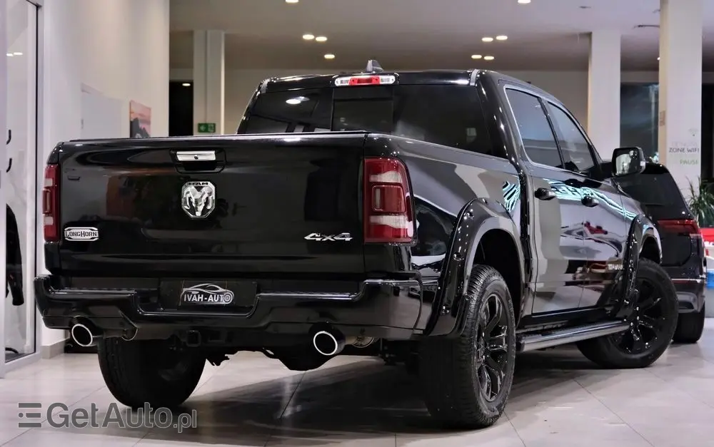 RAM 1500 Crew Cab Longhorn