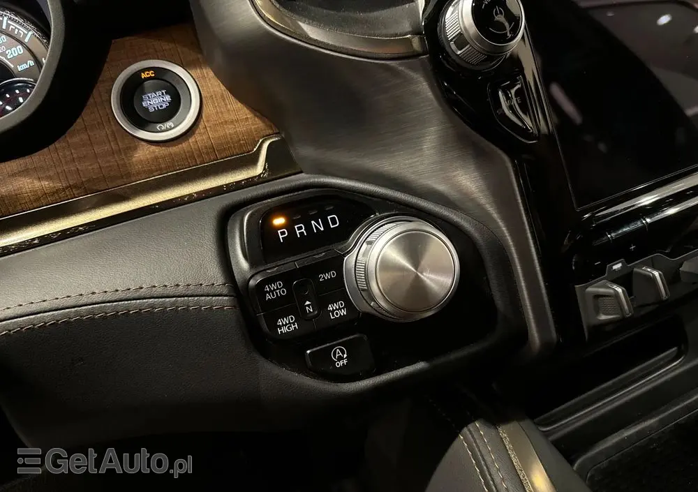 RAM 1500 Crew Cab Longhorn