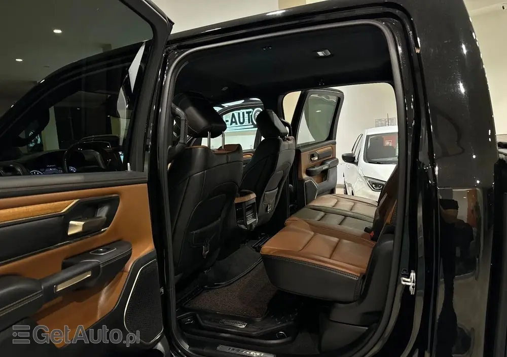 RAM 1500 Crew Cab Longhorn