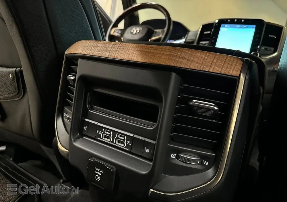 RAM 1500 Crew Cab Longhorn