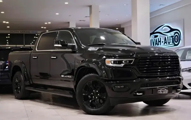 RAM 1500 Crew Cab Longhorn