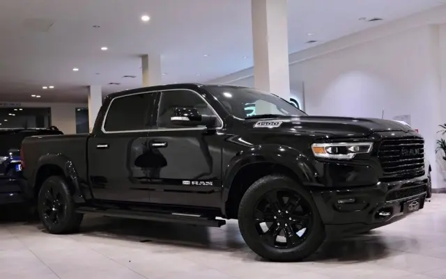 RAM 1500 Crew Cab Longhorn