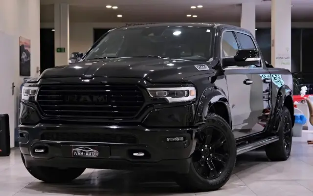 RAM 1500 Crew Cab Longhorn