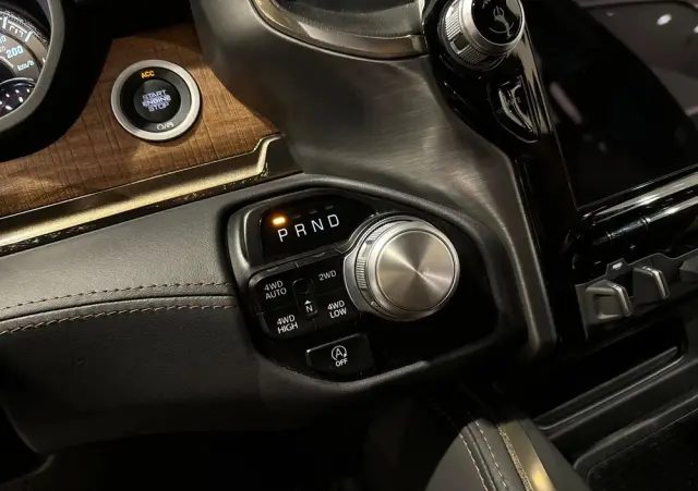 RAM 1500 Crew Cab Longhorn