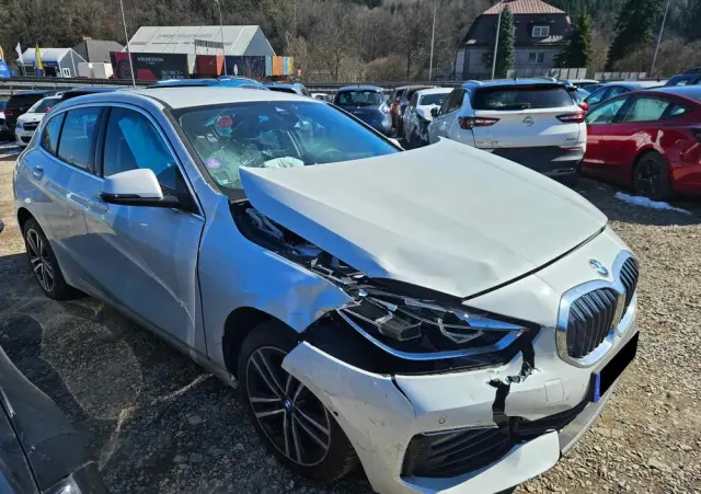 BMW Seria 1 116i Luxury Line