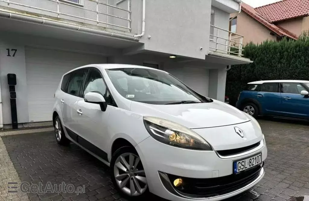 RENAULT Grand Scenic 