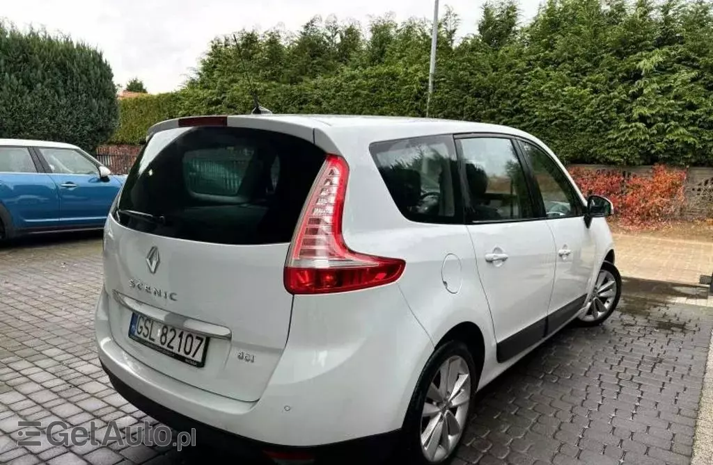 RENAULT Grand Scenic 